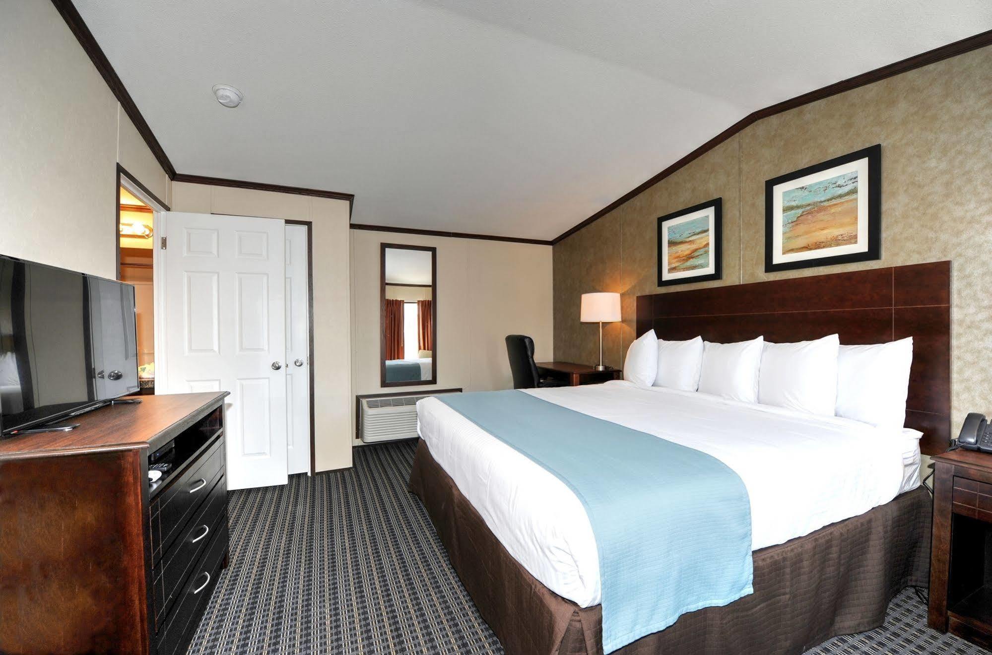 Instalodge Hotel And Suites Karnes City Kültér fotó